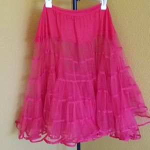 Used L tulle under skirt